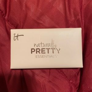 Naturally pretty essentials pallet